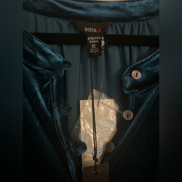 Intro. Teal Velvet Button-Up Blouse - Picture 2 of 10